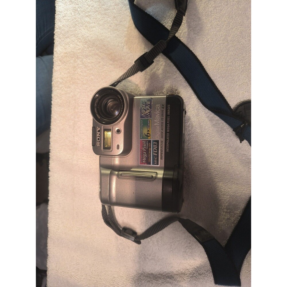 Sony Mavica MVC FD83 Digital Camera - Silver Tested Works
